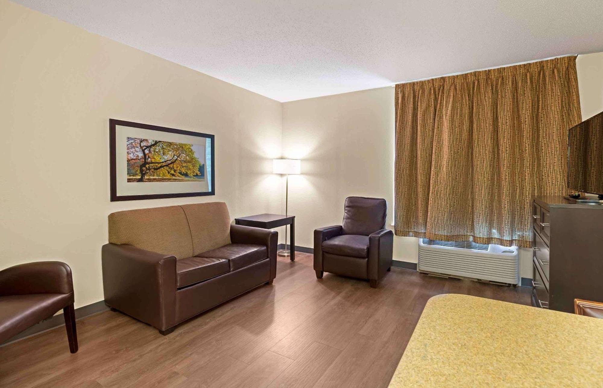 ריצ'מונד Extended Stay America Suites - North Chesterfield - Arboretum מראה חיצוני תמונה